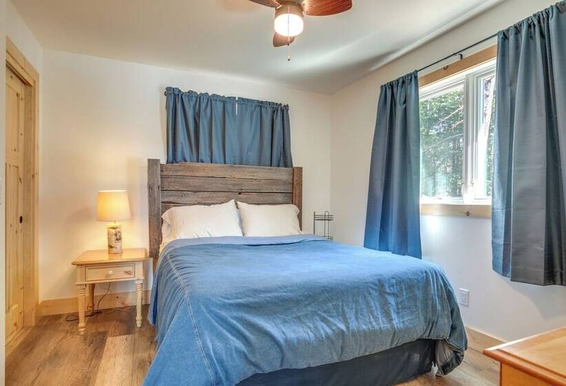 Cozy Northwoods Cabin W/ Private Lake Access