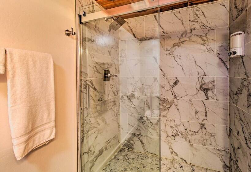 Bring A Pet: Pinetop Cabin W/ Game Room!