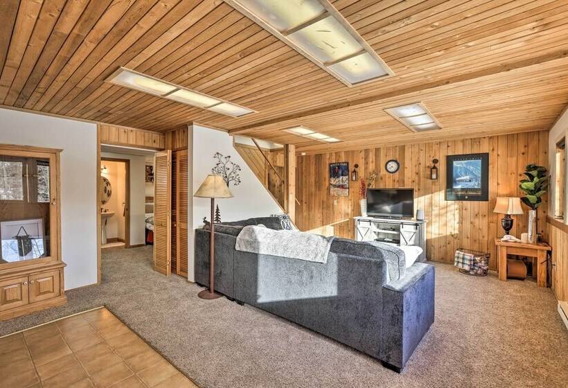 Dreamy Escape Btwn Winter Park & Lake Granby!