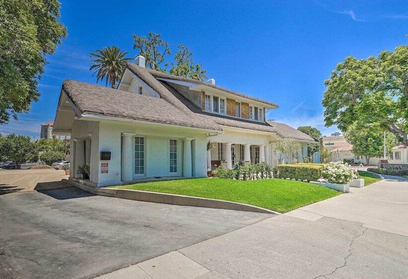 Elegant, Historical Santa Ana Home W/ Gardens