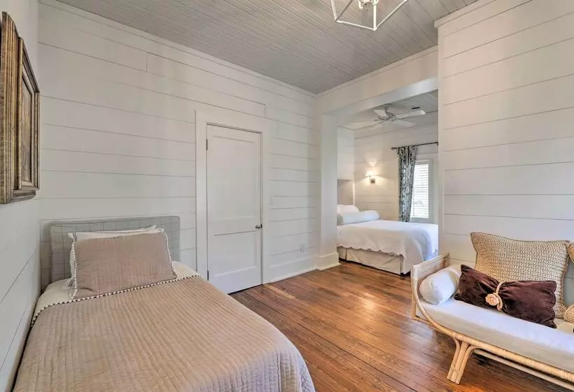 Enchanting Monteagle Retreat W/ Enclosed Patio!