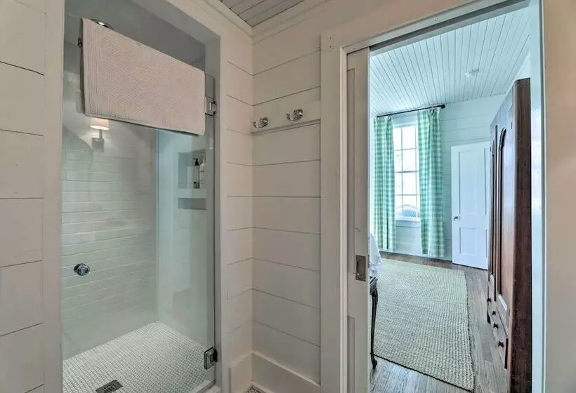 Enchanting Monteagle Retreat W/ Enclosed Patio!