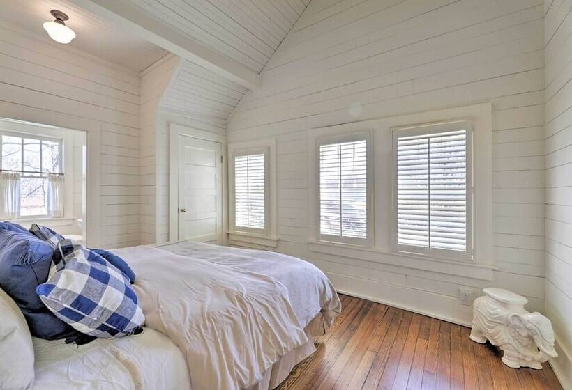 Enchanting Monteagle Retreat W/ Enclosed Patio!