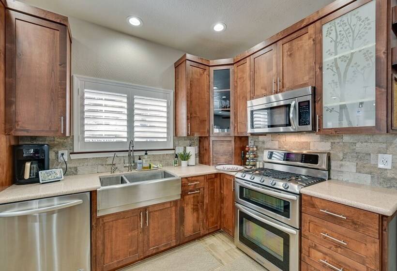 Family Friendly Flagstaff Home W/ Hot Tub & Games