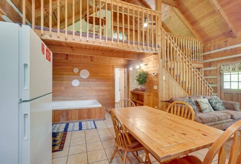 Gatlinburg Cabin W/ Pool Table ~ 6 Mi To Downtown!