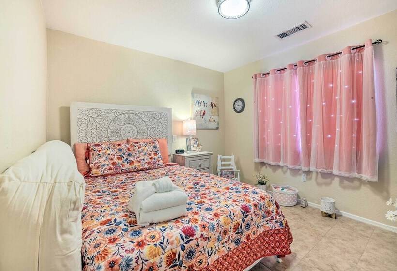 Goodyear Vacation Rental W/ Pool, Close To Hikes!