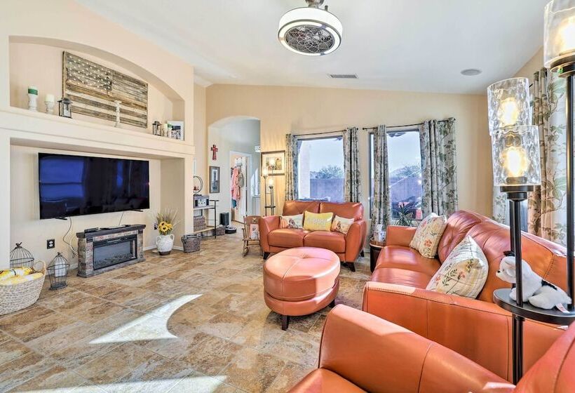 Goodyear Vacation Rental W/ Pool, Close To Hikes!