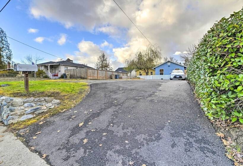 Grants Pass Home ~ 1/2 Mi To Rogue River!