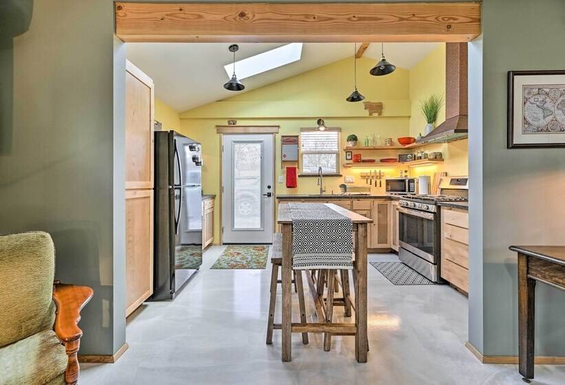 Grants Pass Home ~ 1/2 Mi To Rogue River!