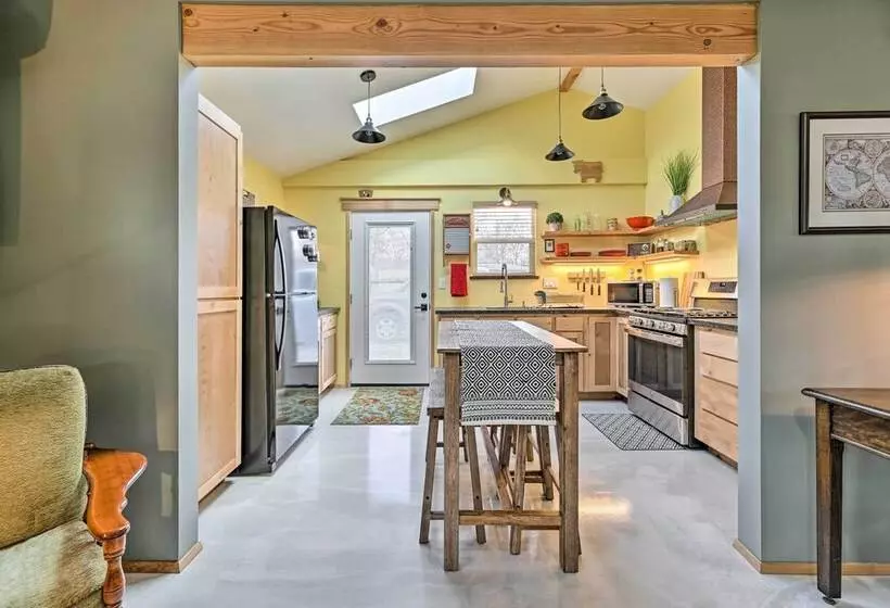 Grants Pass Home ~ 1/2 Mi To Rogue River!