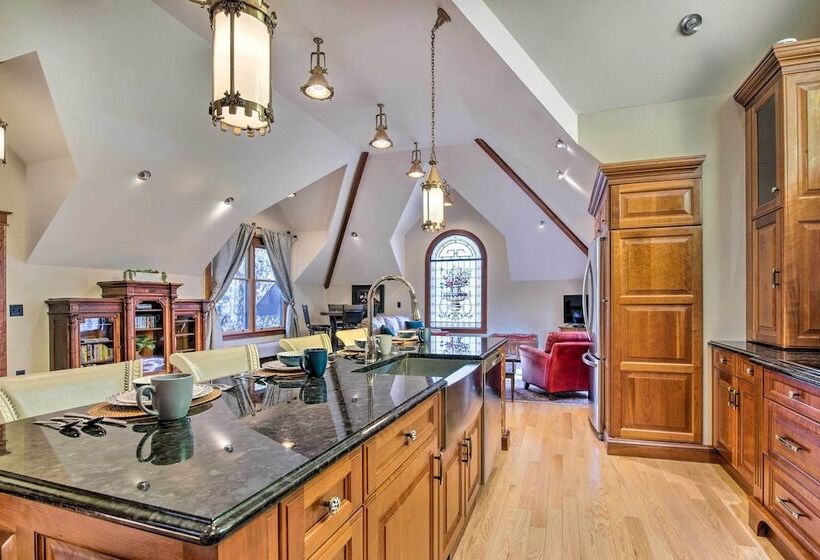 Historic Guest House On Castle Kimble Estate!