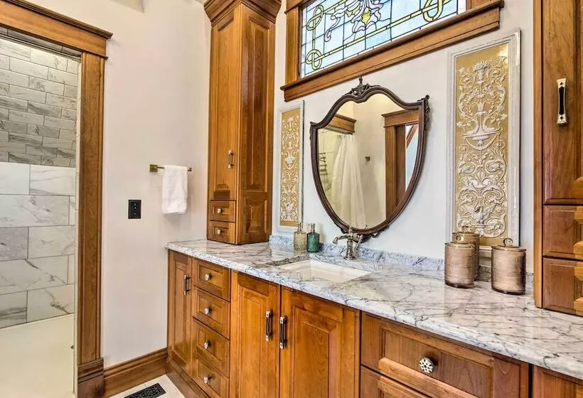 Historic Guest House On Castle Kimble Estate!