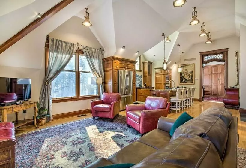 Historic Guest House On Castle Kimble Estate!