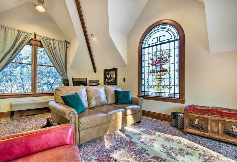 Historic Guest House On Castle Kimble Estate!