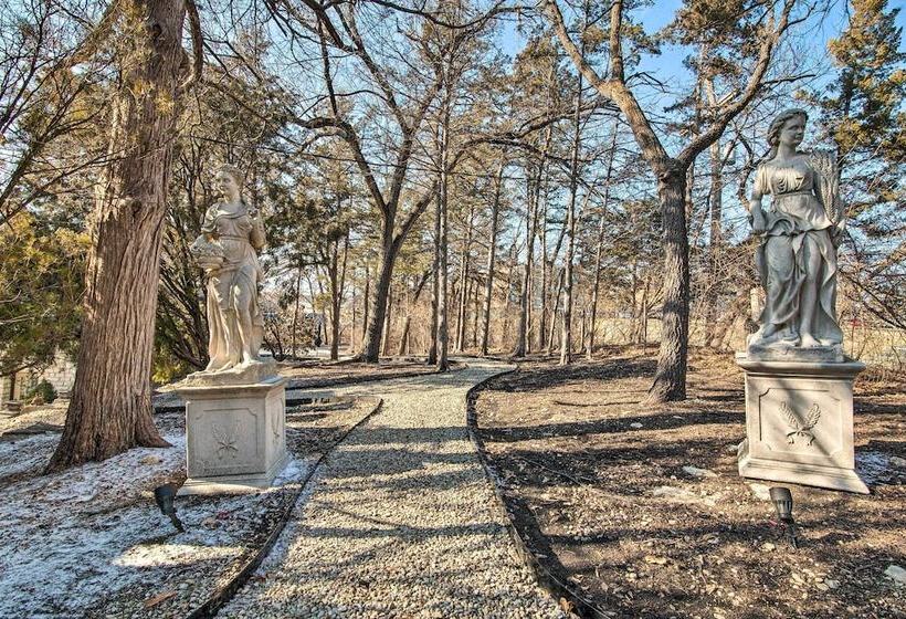 Historic Guest House On Castle Kimble Estate!