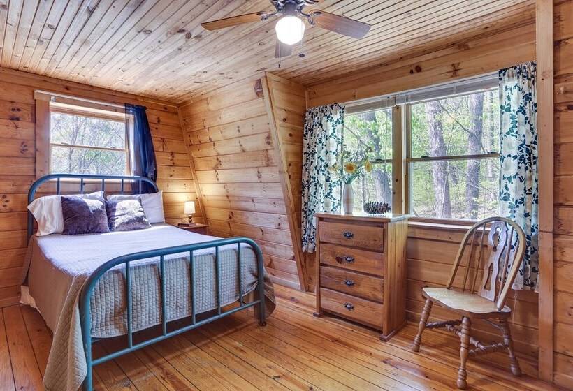 Home Near Hoosier National Forest With Fire Pit!