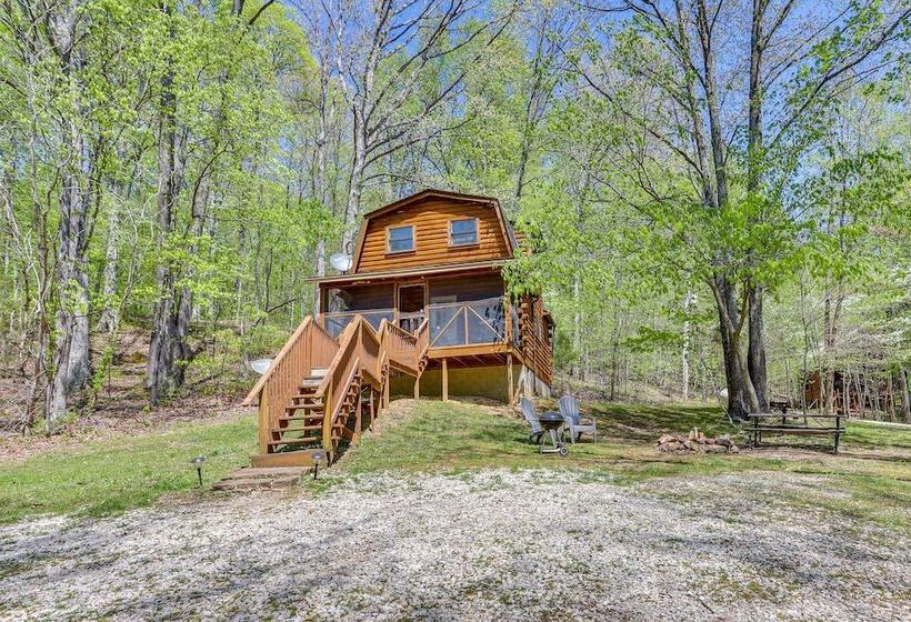 Home Near Hoosier National Forest With Fire Pit!