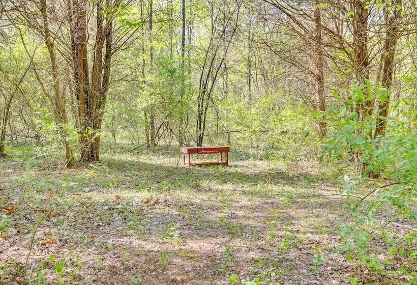 Home Near Hoosier National Forest With Fire Pit!