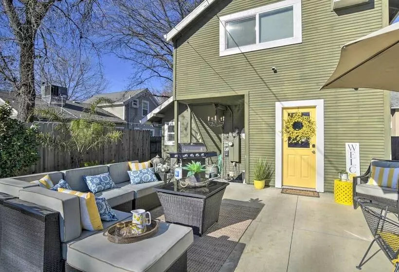 Ideally Located Chico Home   Fire Pit & Grill