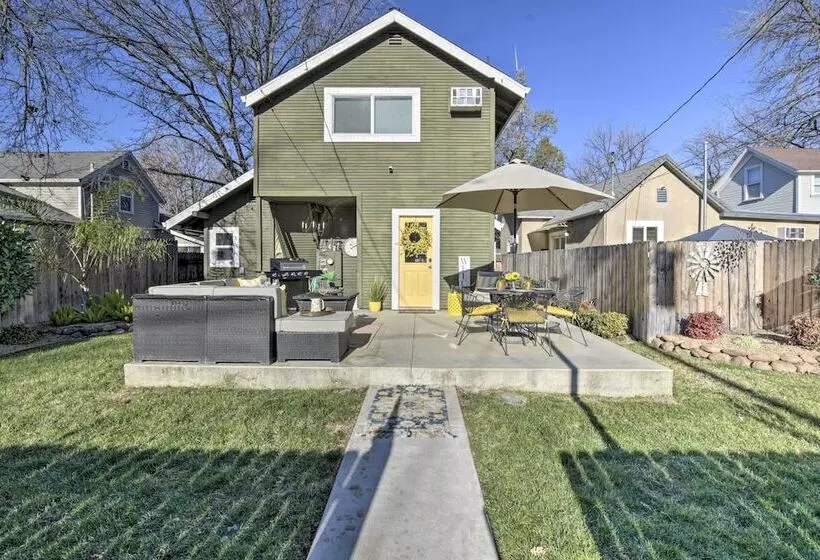 Ideally Located Chico Home   Fire Pit & Grill