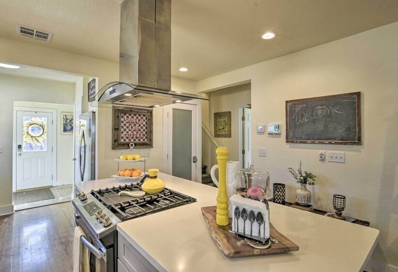 Ideally Located Chico Home Fire Pit & Grill