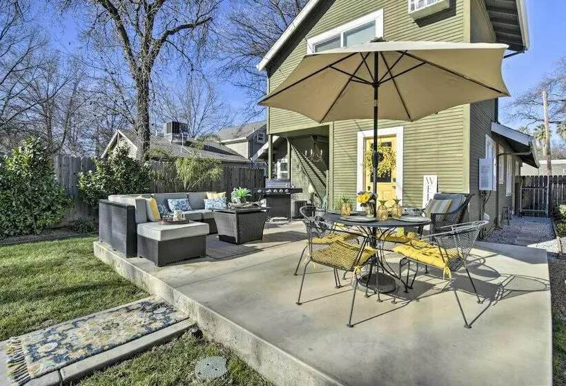 Ideally Located Chico Home   Fire Pit & Grill