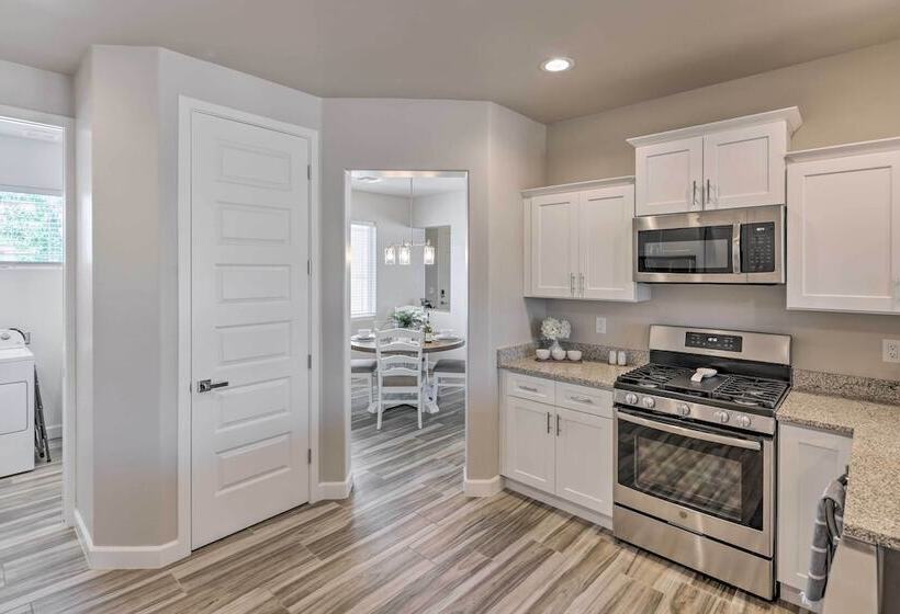 Idyllic Kingman Retreat With Yard   Near Hiking