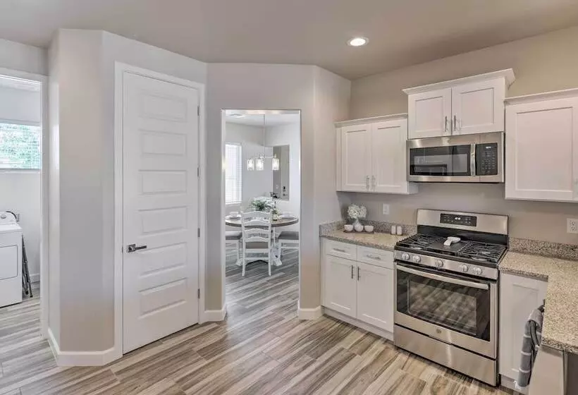 Idyllic Kingman Retreat With Yard   Near Hiking