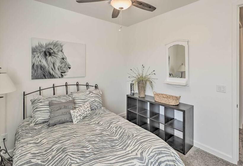 Idyllic Kingman Retreat With Yard   Near Hiking