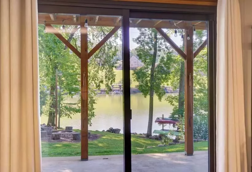 Lake House Haven: Fire Pit, Boat Dock + More!