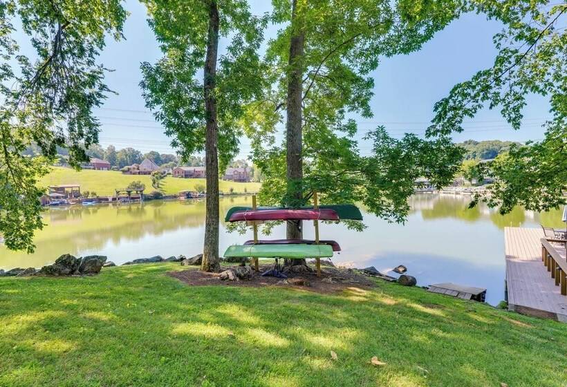 Lake House Haven: Fire Pit, Boat Dock + More!