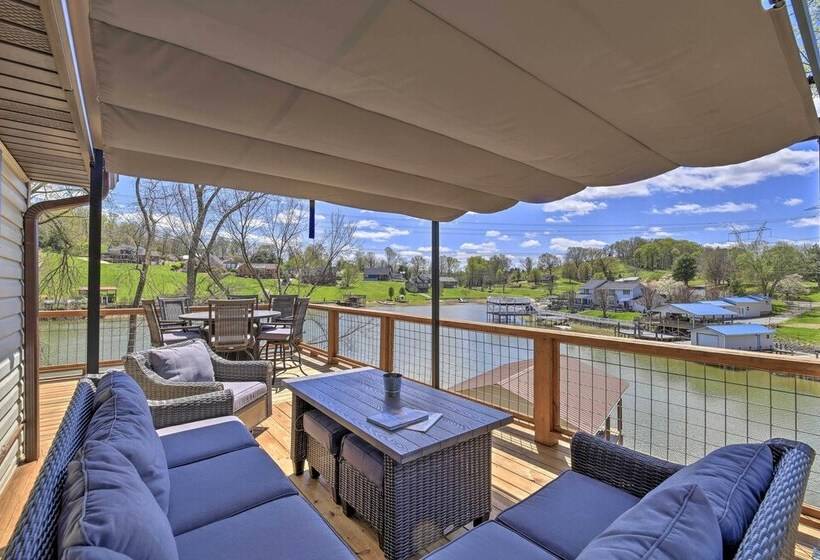 Lake House Haven: Fire Pit, Boat Dock + More!