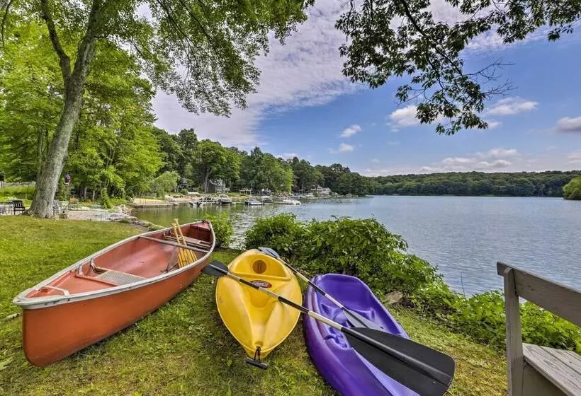 Lakefront Cottage W/ Covered Porch & Dock!