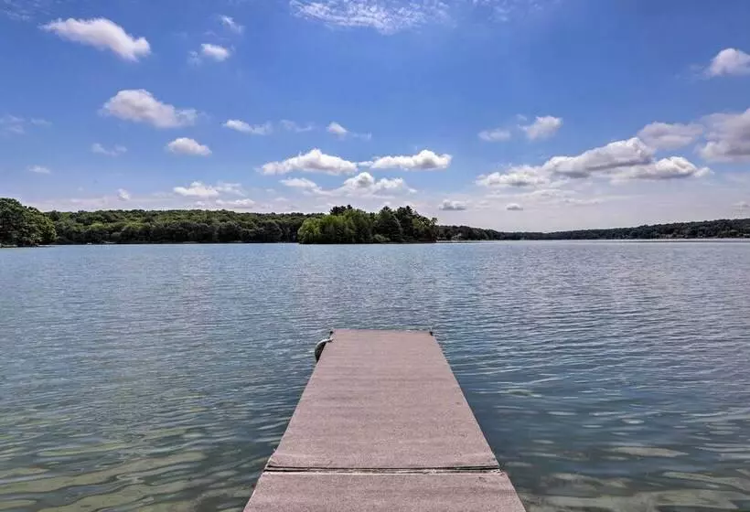 Lakefront Cottage W/ Covered Porch & Dock!