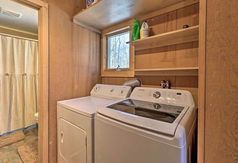 Fire Pit & Grill: Lakefront Poconos Cottage!