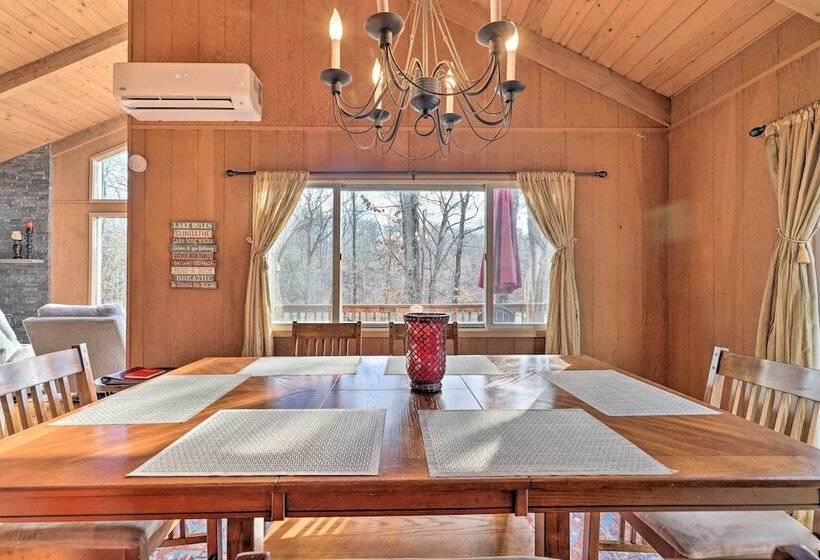 Fire Pit & Grill: Lakefront Poconos Cottage!