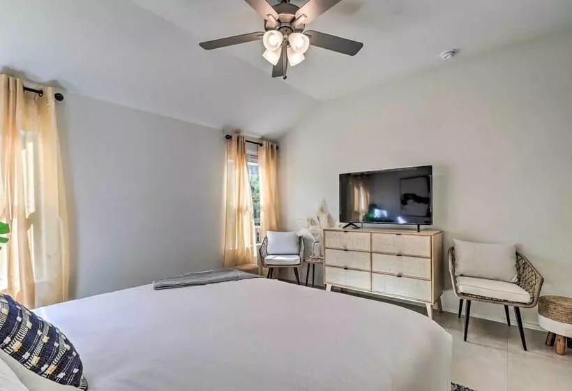 Modern Granite Shoals Retreat W/ Fire Pit!