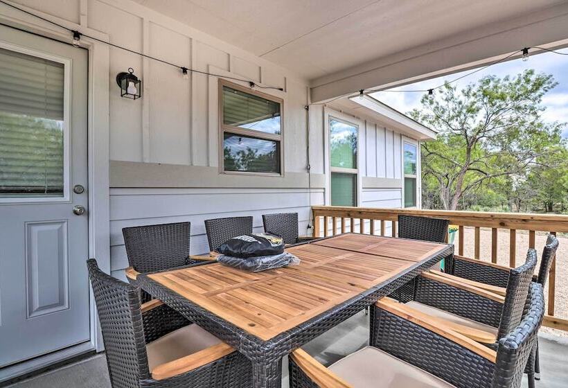 Modern Granite Shoals Retreat W/ Fire Pit!