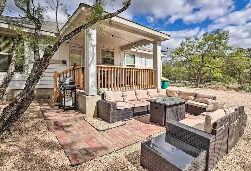 Modern Granite Shoals Retreat W/ Fire Pit!