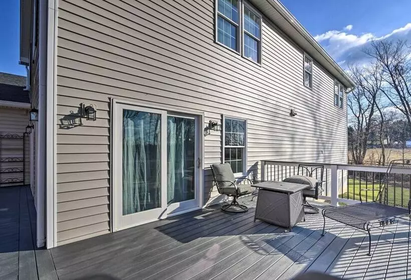 Morrisonville Manor W/ Fire Pit & Hot Tub!