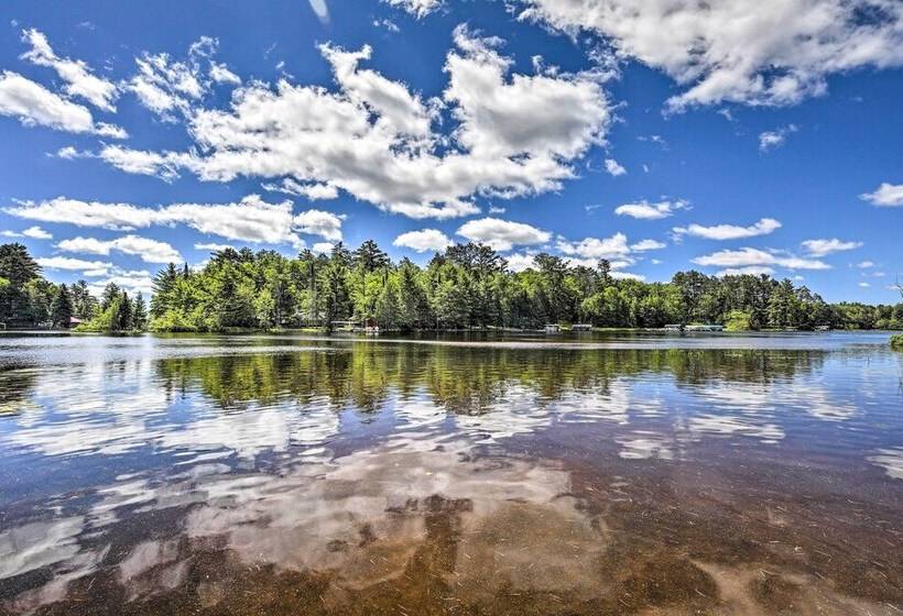 Northwoods Cabin W/ Lake Access & Boat Dock