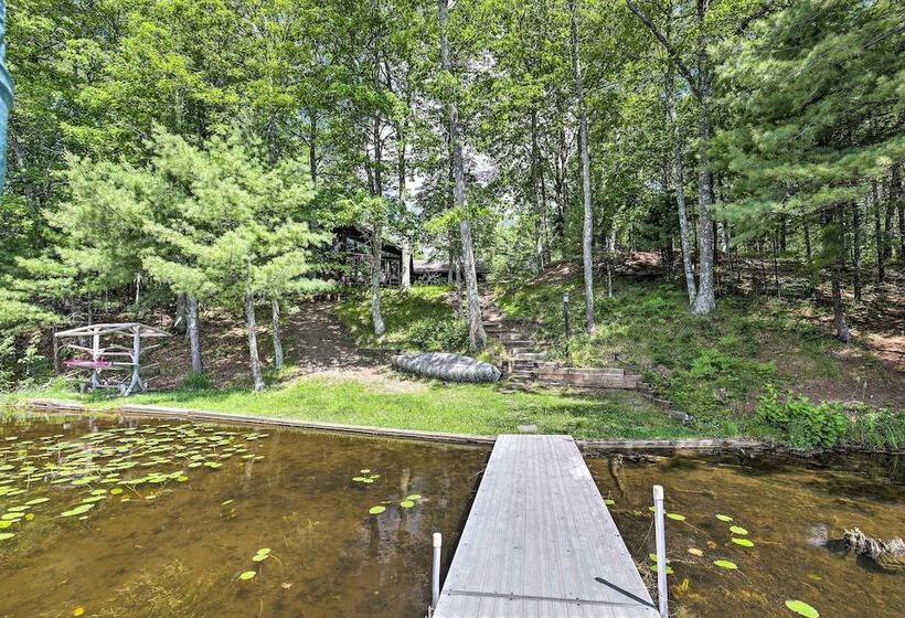 Northwoods Cabin W/ Lake Access & Boat Dock