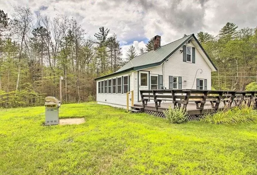 Picturesque Retreat On 1 Acre W/ Gas Grill!