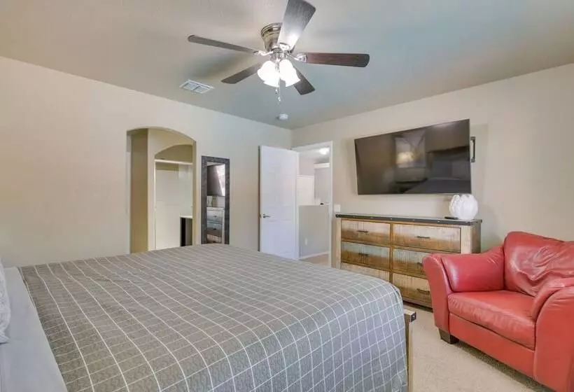 Family Friendly Lake Havasu City Home W/ Pool