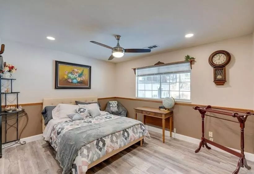 Renovated Pioneer Home In Serene Wooded Setting!