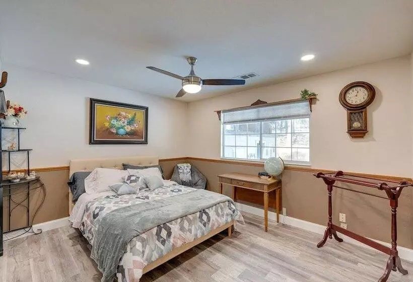 Renovated Pioneer Home In Serene Wooded Setting!