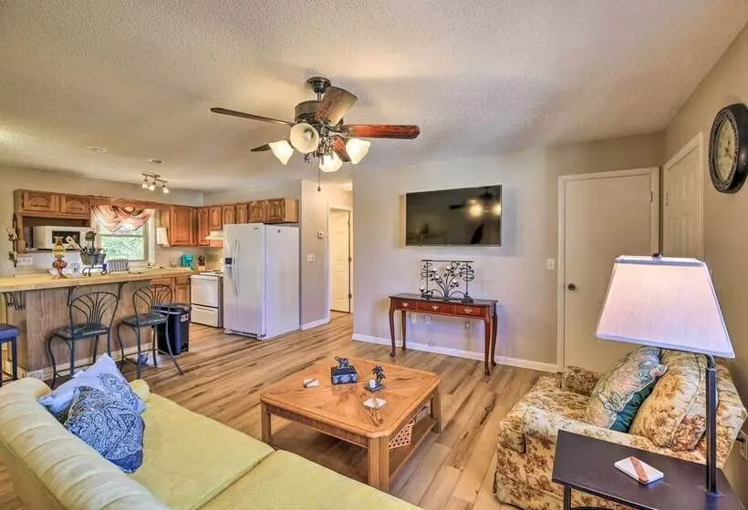 Pet Friendly Home W/ Grill & Farm In Meadowview!