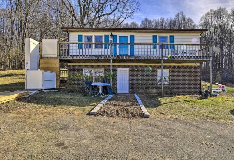 Pet Friendly Home W/ Grill & Farm In Meadowview!