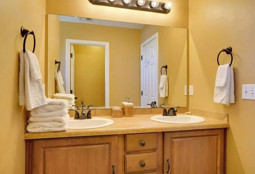 Sahuarita Home: 22 Mi To Saguaro Nat L Park!