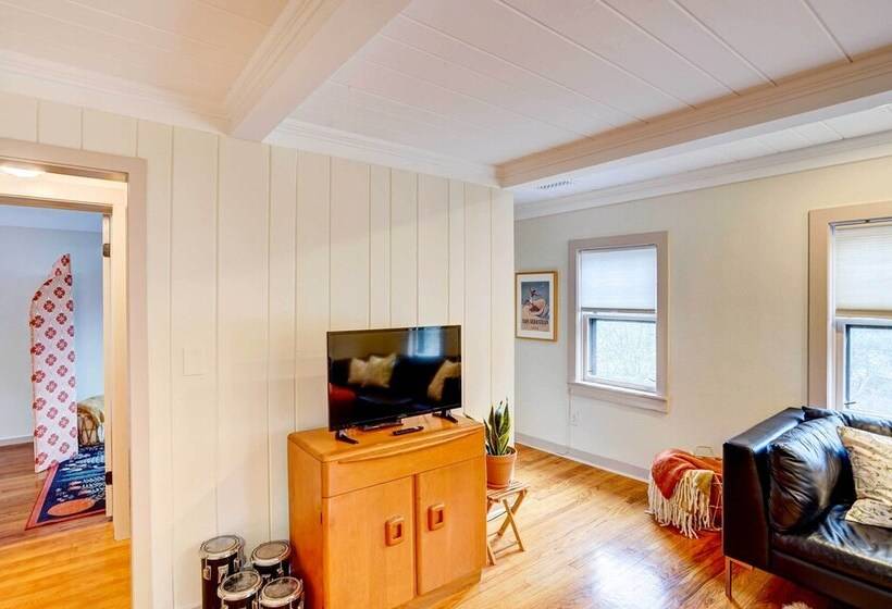 Historic Saugerties Home W/ Deck: River Views!